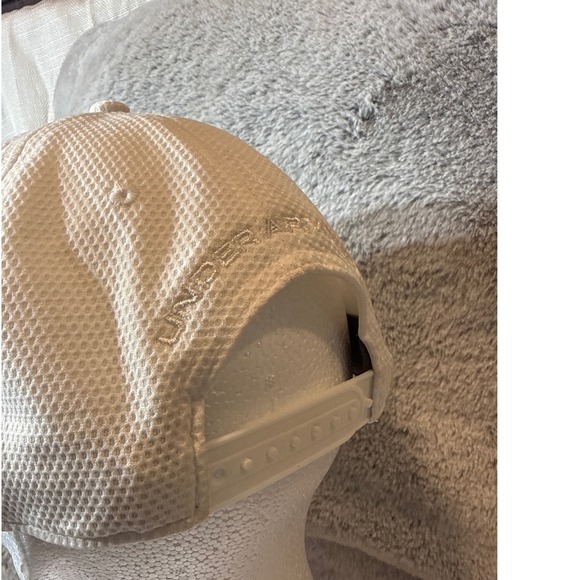 Under Armour Mens White Mesh Snapback Hat Embroidered Logo Athletic Cap OSFA - Picture 2 of 6